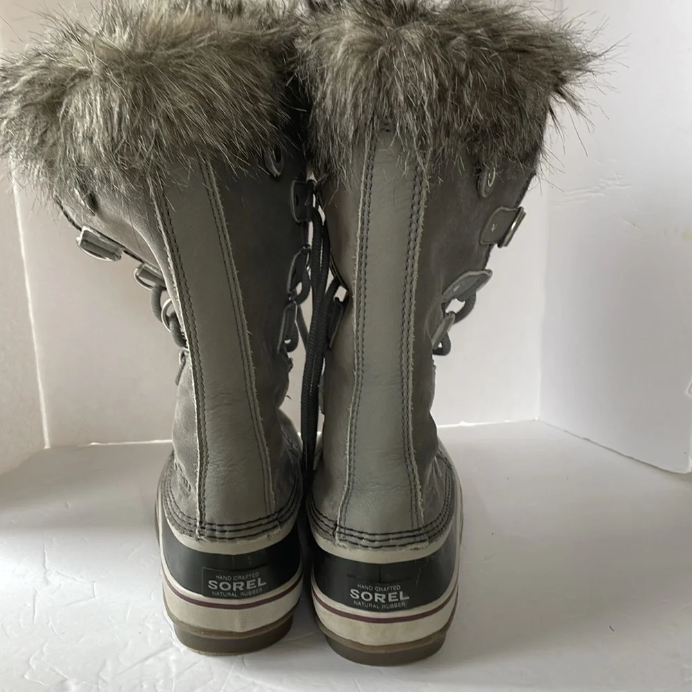 Sorel Joan of arc boots size 7.5